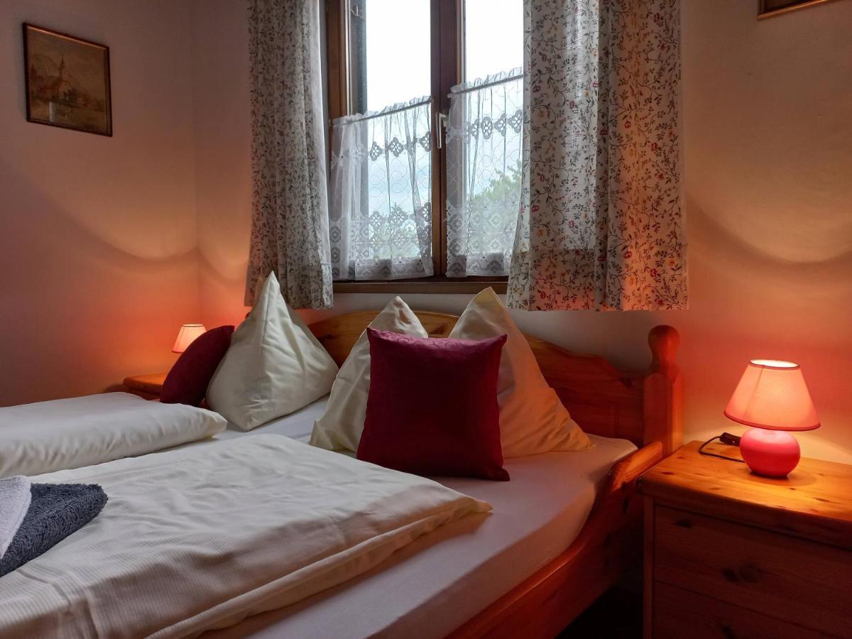 Appartements Direkt Am See グルントルゼー エクステリア 写真