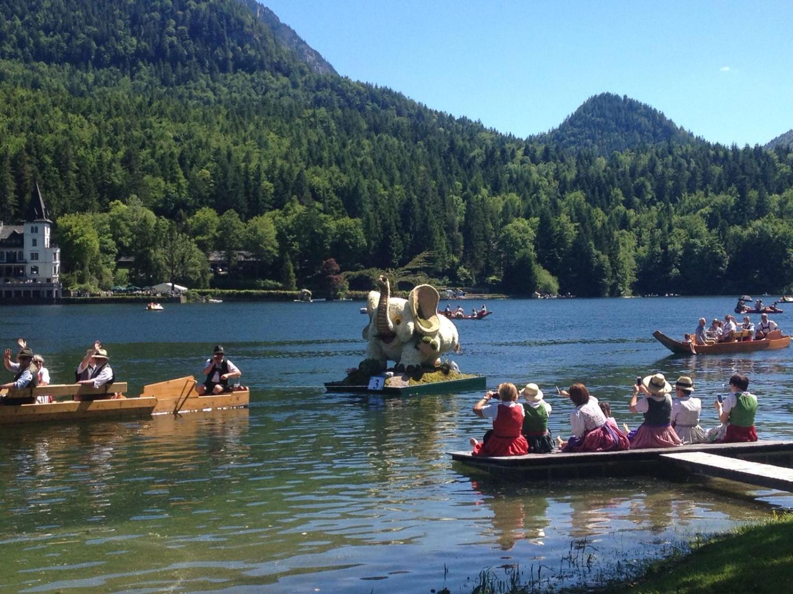 Appartements Direkt Am See グルントルゼー エクステリア 写真