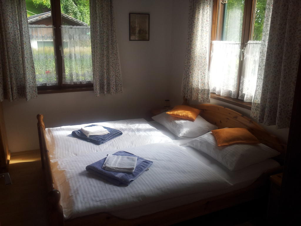 Appartements Direkt Am See グルントルゼー エクステリア 写真