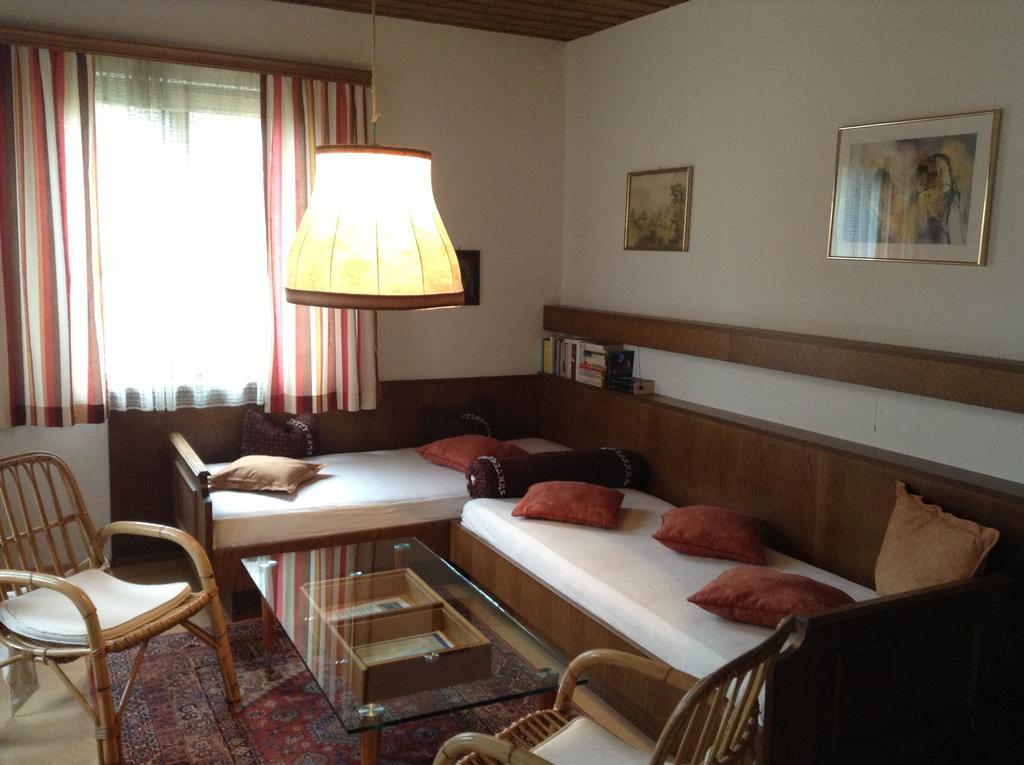 Appartements Direkt Am See グルントルゼー エクステリア 写真